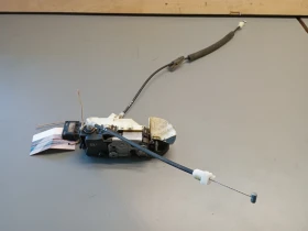 Брава врата предна лява Пежо 5008 1.6т (ч)