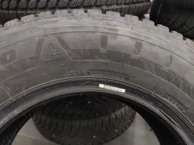 Гуми Зимни 215/70R15, снимка 7