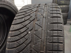 Гуми Зимни 235/35R19, снимка 1