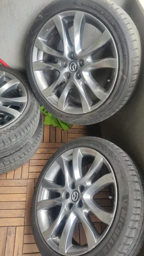        225/45R19  Mazda 6