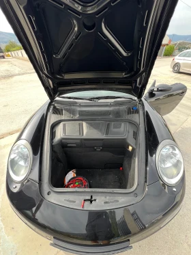 Porsche 911 Карера 4, снимка 16