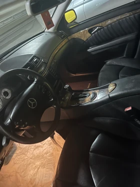 Mercedes-Benz E 280 7G Tronic AVANGARD, снимка 4
