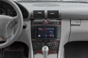 Mercedes-Benz C 220 НОВИ ГУМИ// FACELIFT// CARPLAY// , снимка 10