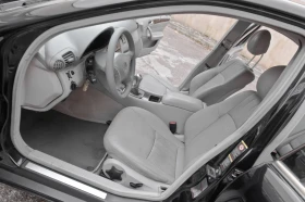 Mercedes-Benz C 220 НОВИ ГУМИ// FACELIFT// CARPLAY// , снимка 13
