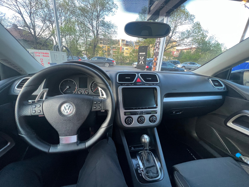 VW Scirocco 2.0 TDI DSG Обслужена!, снимка 13 - Автомобили и джипове - 45216548