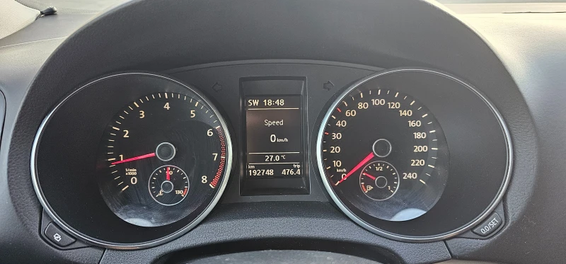 VW Golf 1.6 Bifuel Highline, снимка 14 - Автомобили и джипове - 47110748