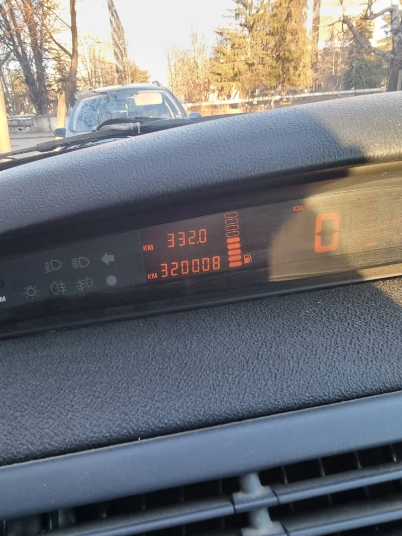 Renault Espace, снимка 6 - Автомобили и джипове - 48625179