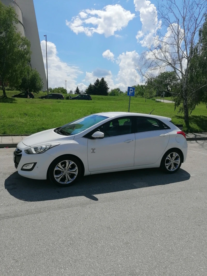 Hyundai I30 1.6, снимка 2 - Автомобили и джипове - 48965029