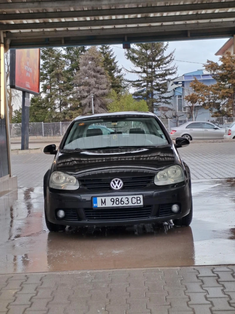 VW Golf, снимка 1 - Автомобили и джипове - 49503690