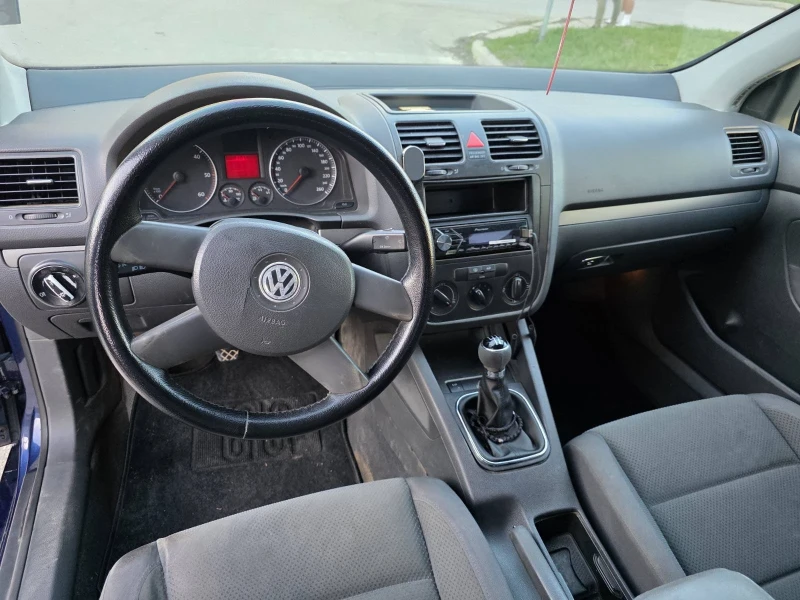 VW Golf V, снимка 7 - Автомобили и джипове - 49588513