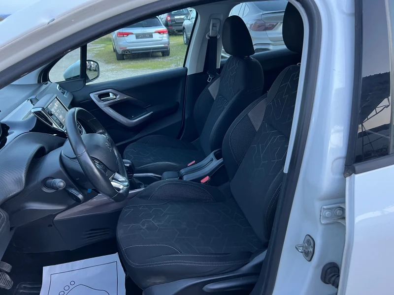 Peugeot 2008 1.6BlueHD-100к.с FACELIFT/EURO6B/Автоп/Парктроник, снимка 12 - Автомобили и джипове - 49935353