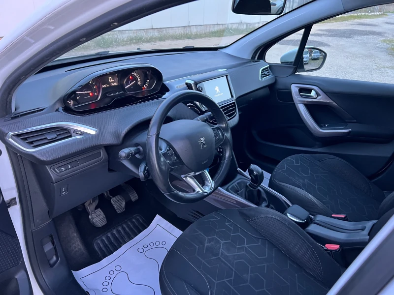 Peugeot 2008 1.6BlueHD-100к.с FACELIFT/EURO6B/Автоп/Парктроник, снимка 11 - Автомобили и джипове - 49935353