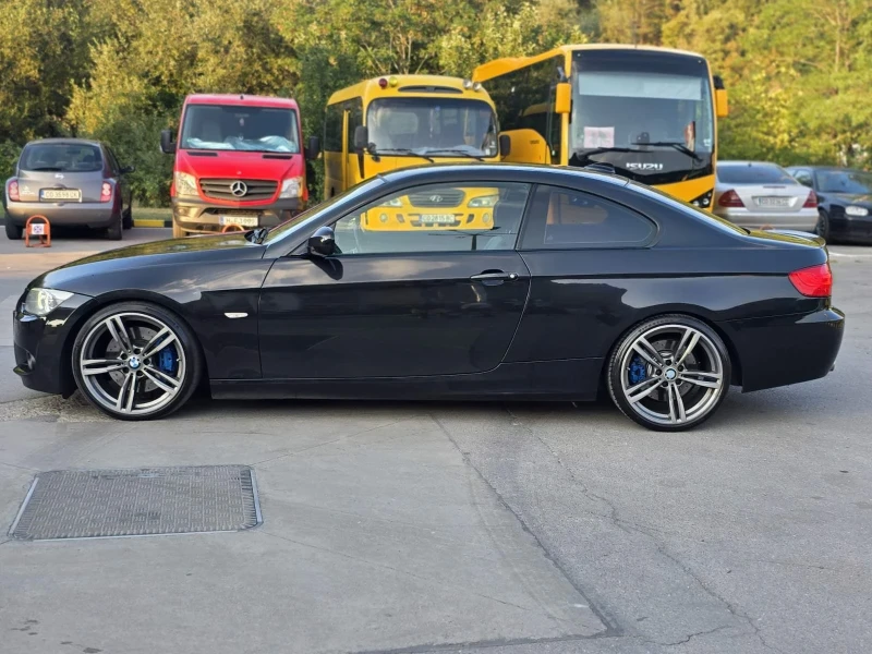 BMW 335 35d CIC* M pack* Keyless* Xenon, снимка 9 - Автомобили и джипове - 51706682