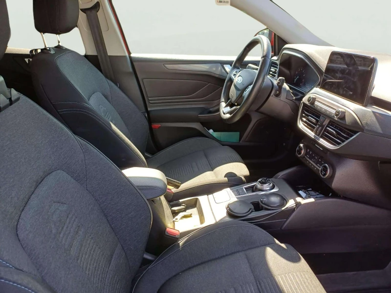 Ford Focus 1.0 EcoBoost, снимка 10 - Автомобили и джипове - 51968491