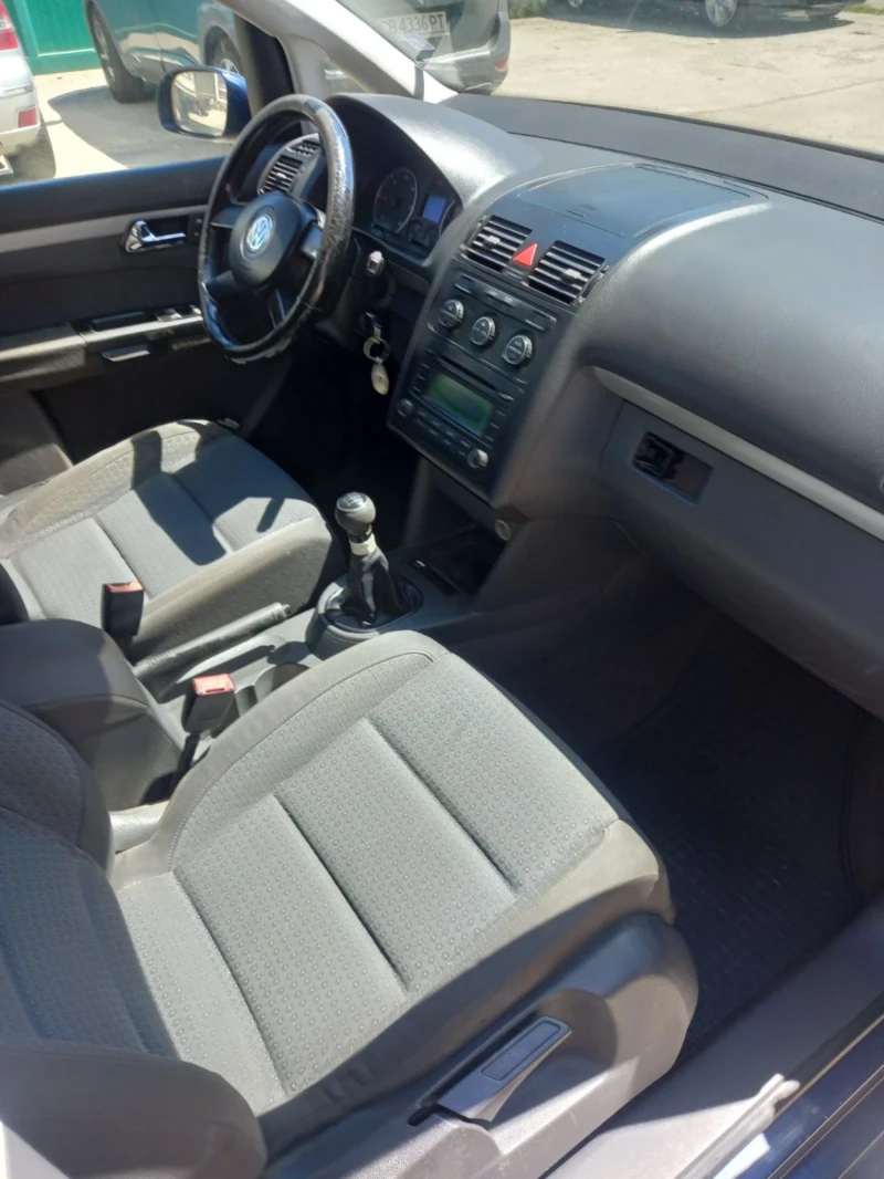 VW Touran 1.9 TDI 101, снимка 6 - Автомобили и джипове - 52017078