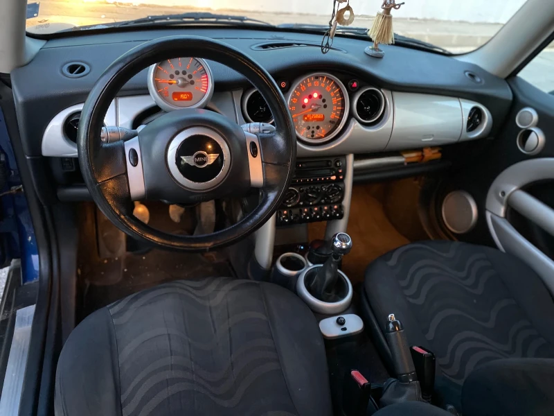 Mini One, снимка 10 - Автомобили и джипове - 52252465