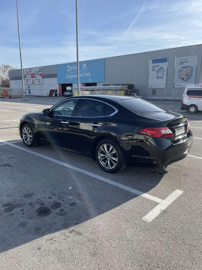 Infiniti M, снимка 3 - Автомобили и джипове - 52643768