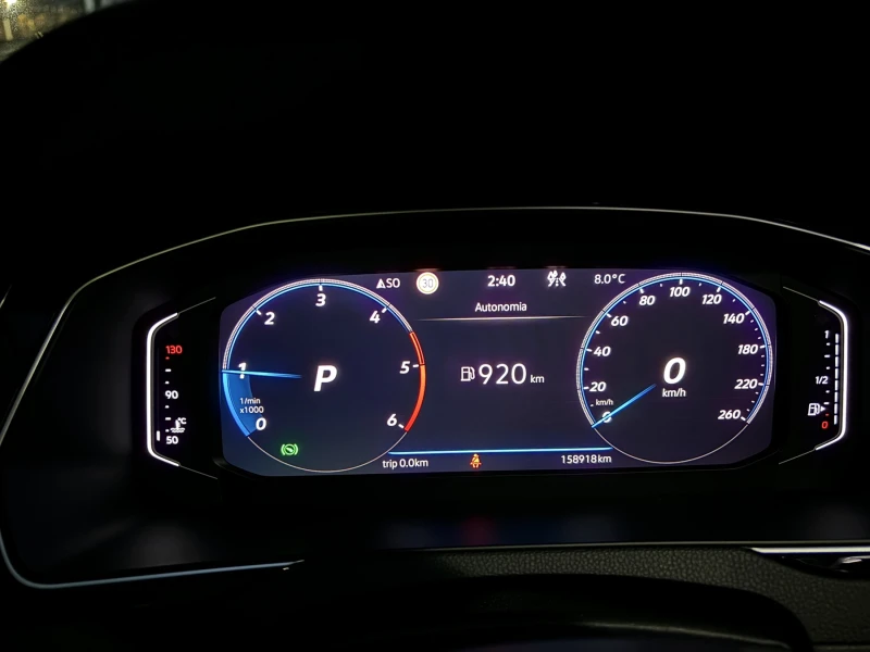 VW Passat R-LINE 2.0TDI, снимка 13 - Автомобили и джипове - 52651895