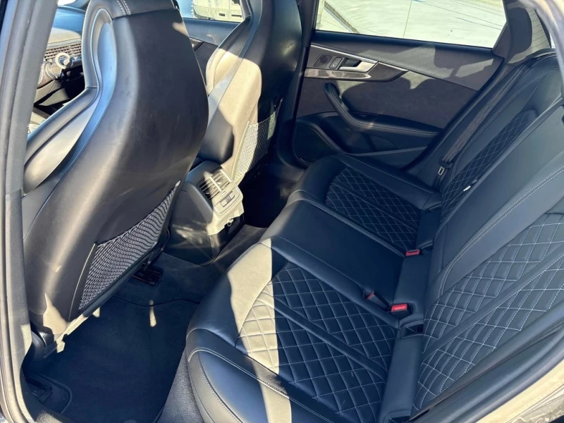 Audi S4 2019 Progressiv * CARFAX * БЕЗ ПЪРВОНАЧАЛНА ВНОСКА, снимка 12 - Автомобили и джипове - 52714880