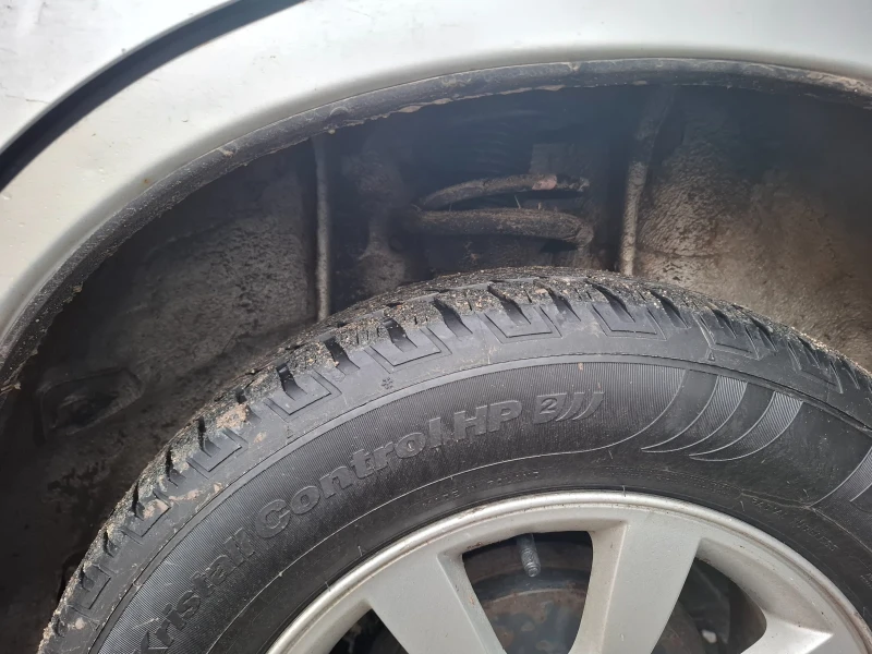 Subaru Forester 2.0 158 к.с, снимка 8 - Автомобили и джипове - 53293643