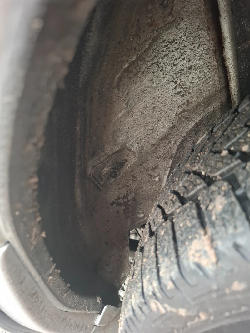 Subaru Forester 2.0 158 к.с, снимка 9 - Автомобили и джипове - 53293643