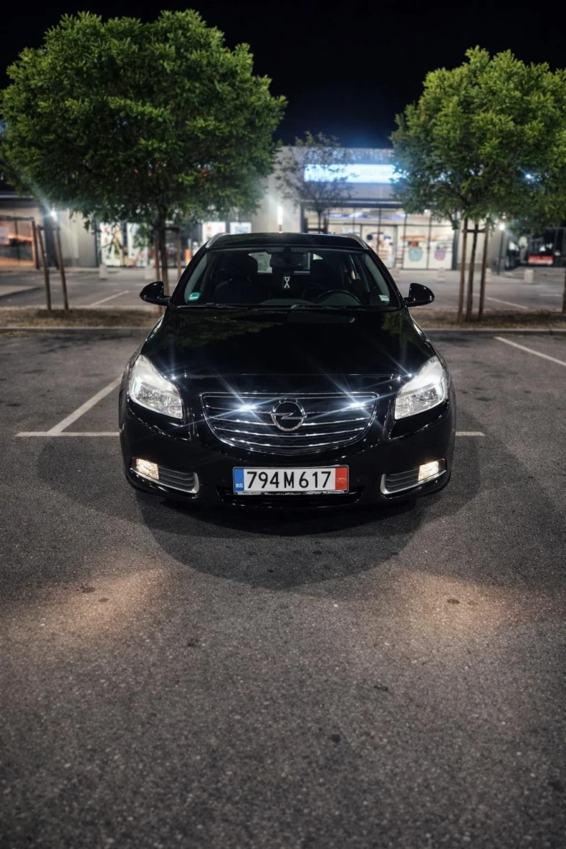 Opel Insignia Sports Turer, снимка 4 - Автомобили и джипове - 53585054