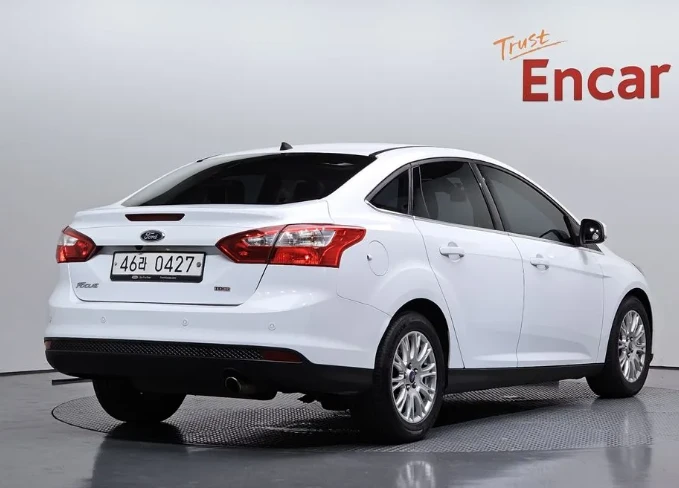 Ford Focus 2.0 TDCI Titanium - изображение 2