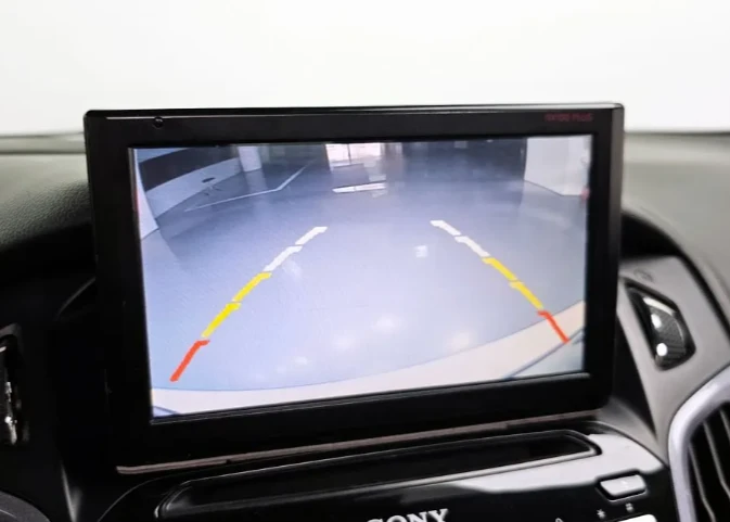 Ford Focus 2.0 TDCI Titanium, снимка 13 - Автомобили и джипове - 52750973