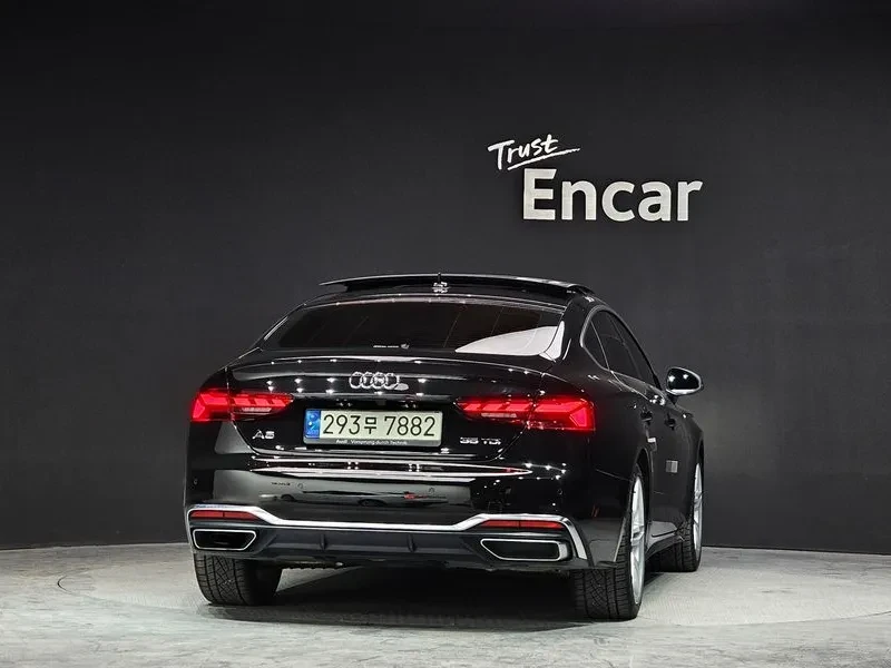 Audi A5 2.0 TDI, снимка 4 - Автомобили и джипове - 54145877