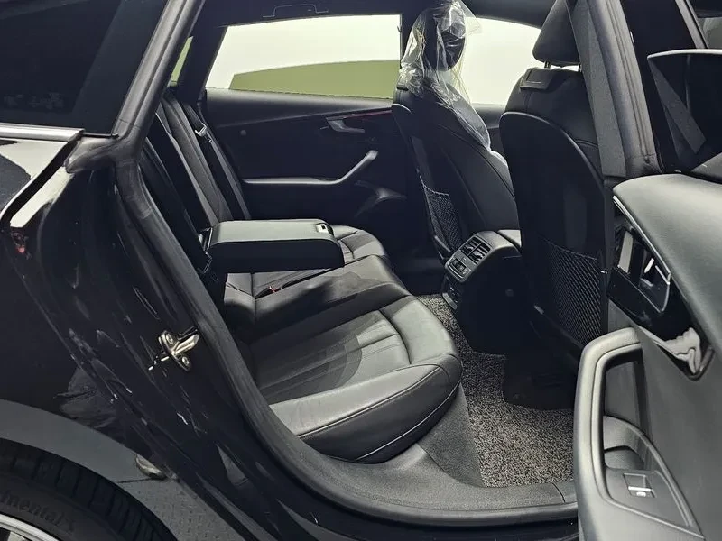 Audi A5 2.0 TDI, снимка 12 - Автомобили и джипове - 54145877