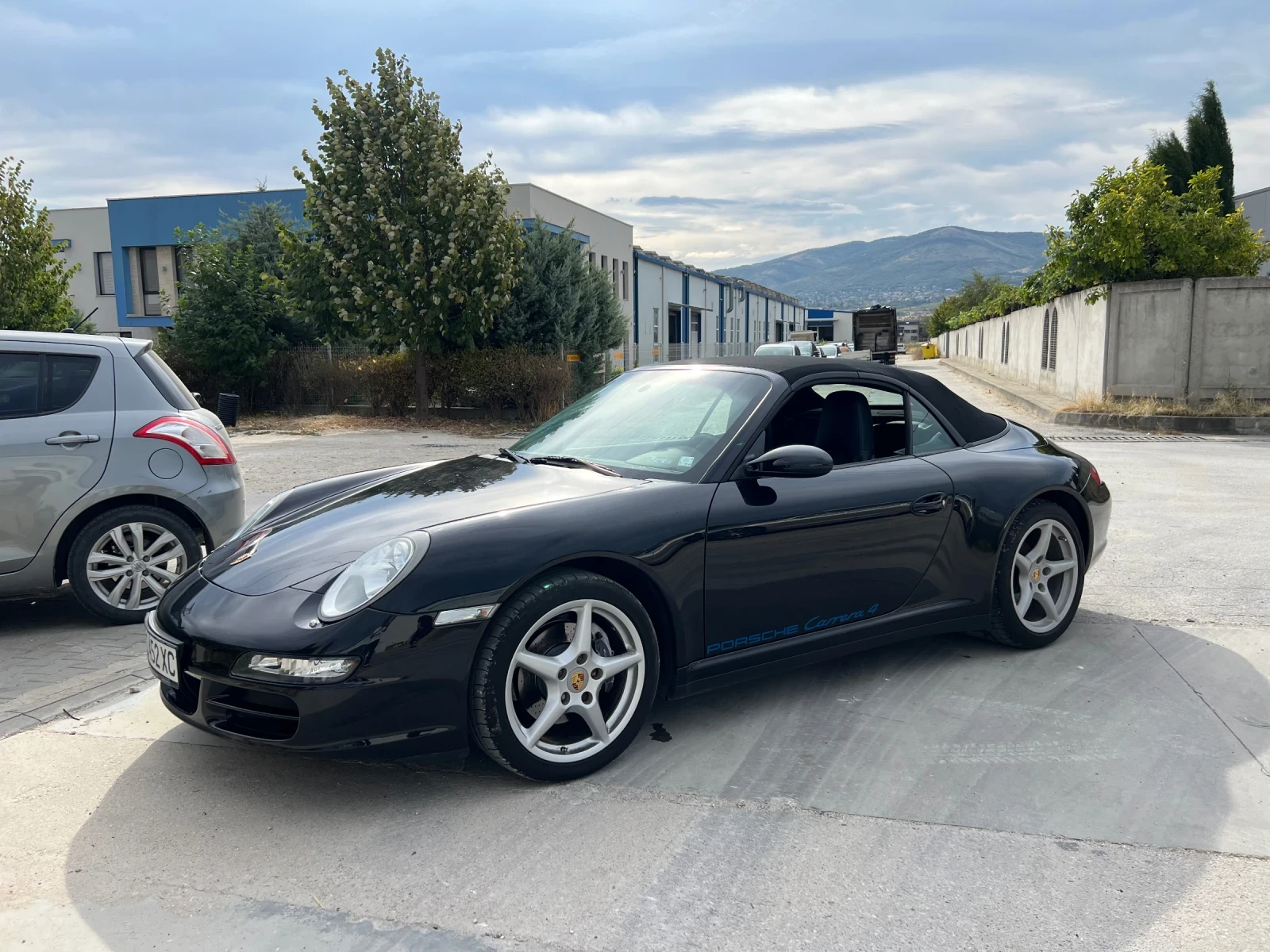 Porsche 911 Карера 4, снимка 1