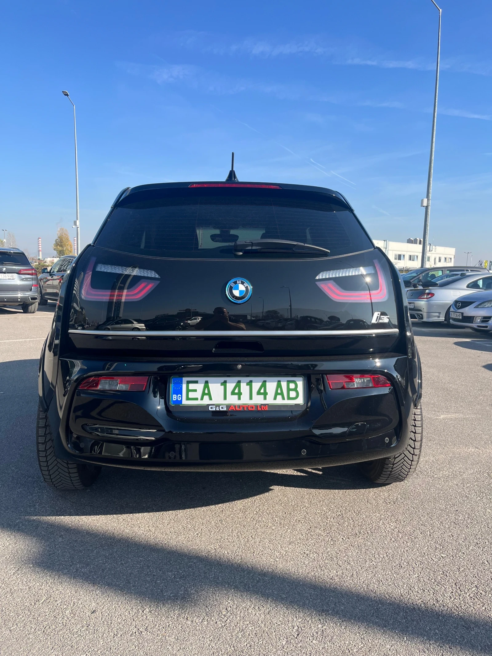 BMW i3 S 120Ah Гаранция, Голямата навигация, Термопомпа ! - изображение 3