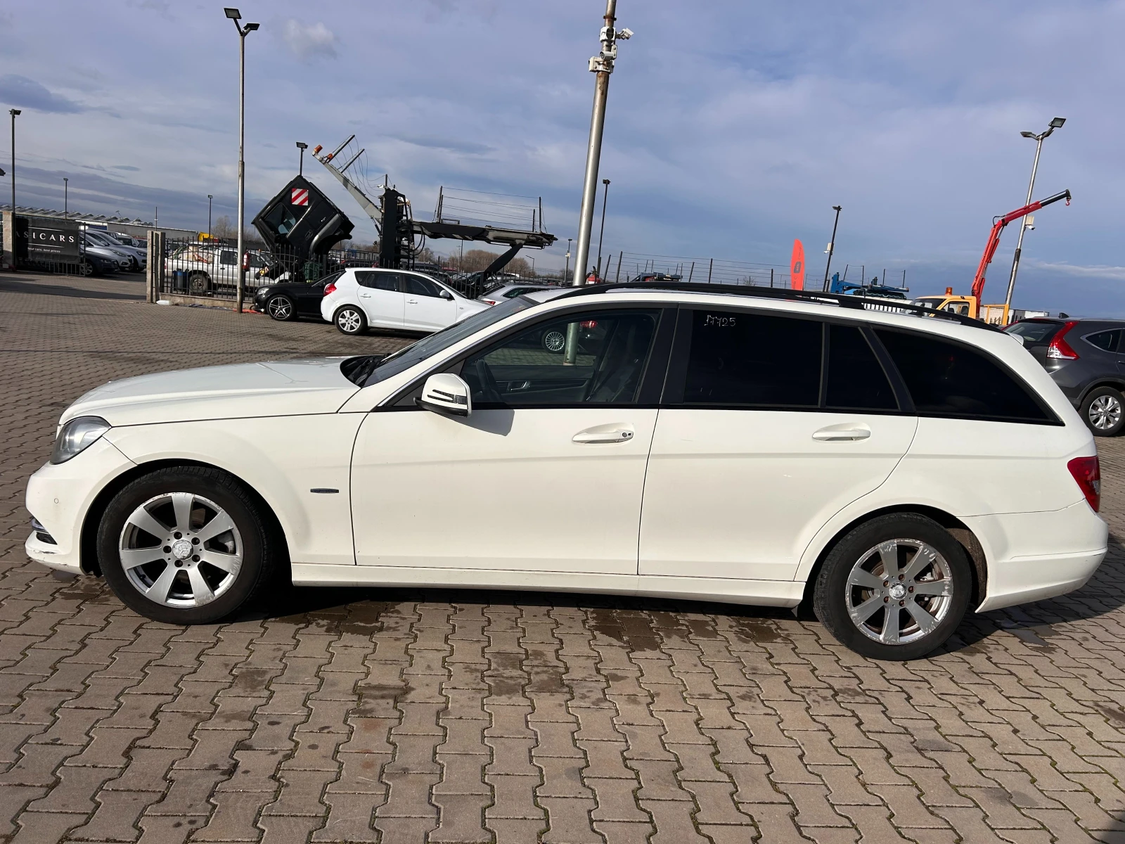 Mercedes-Benz C 250 CDI 4MATIC AVTOMAT/NAVI/KOJA  - изображение 9