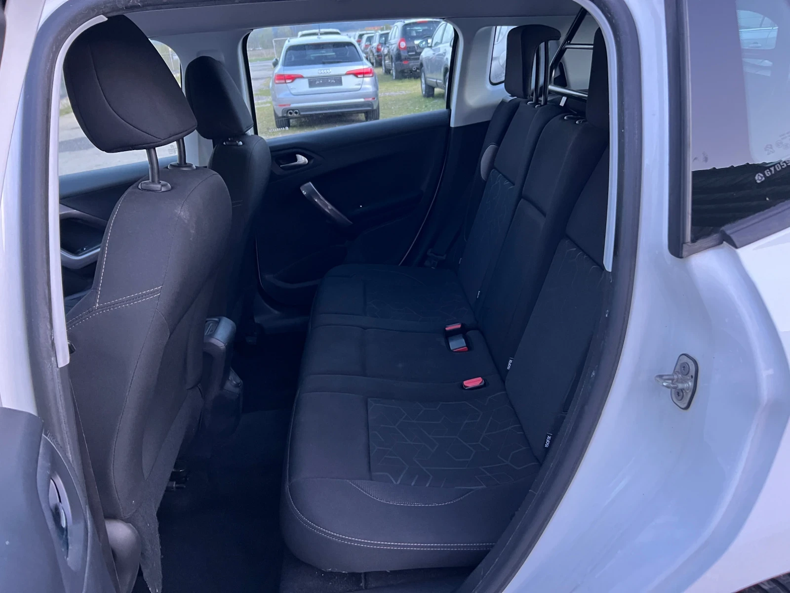 Peugeot 2008 1.6BlueHD-100к.с FACELIFT/EURO6B/Автоп/Парктроник | Mobile.bg — изображение 13