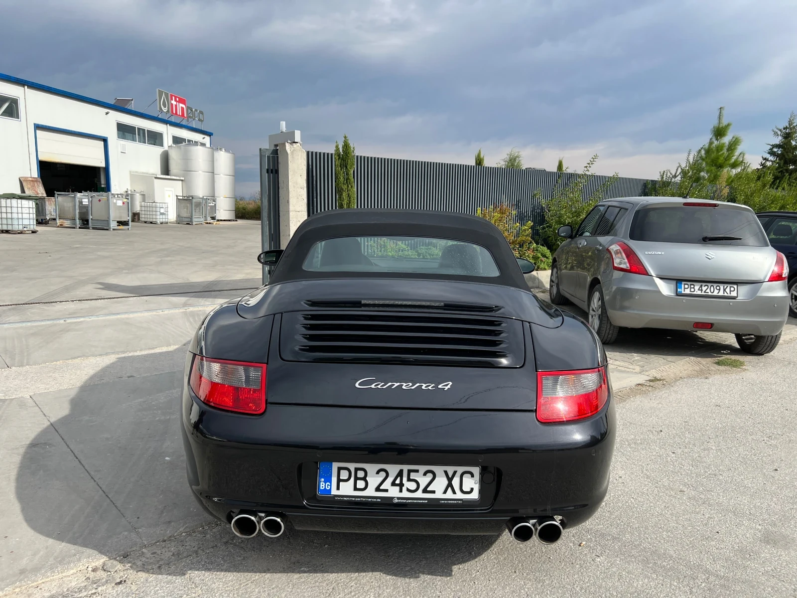 Porsche 911 Карера 4 - изображение 4