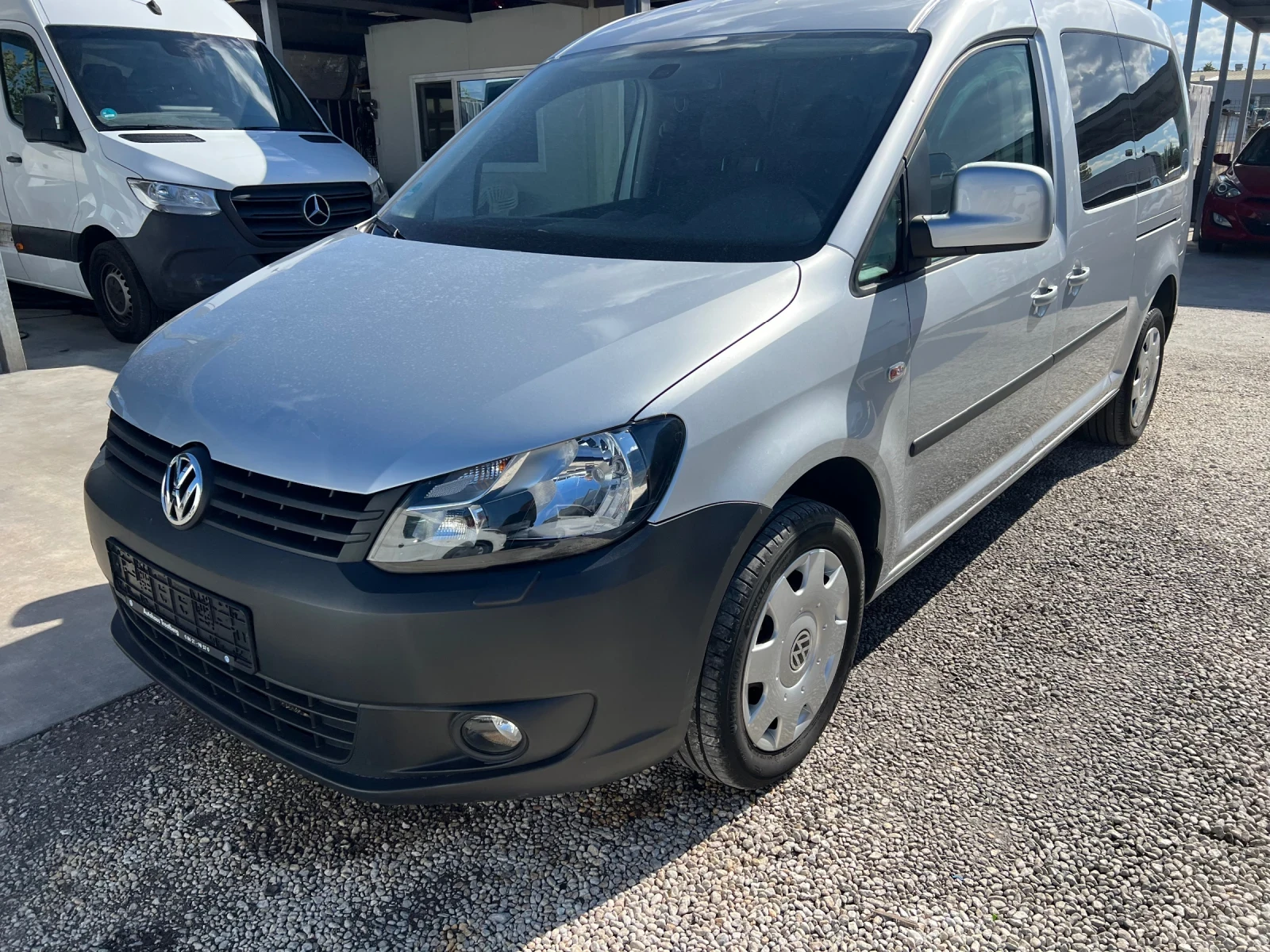 VW Caddy 2.0tdi-Klima-7места - изображение 6