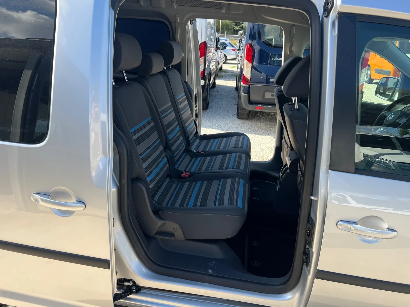 VW Caddy 2.0tdi-Klima-7места - изображение 9