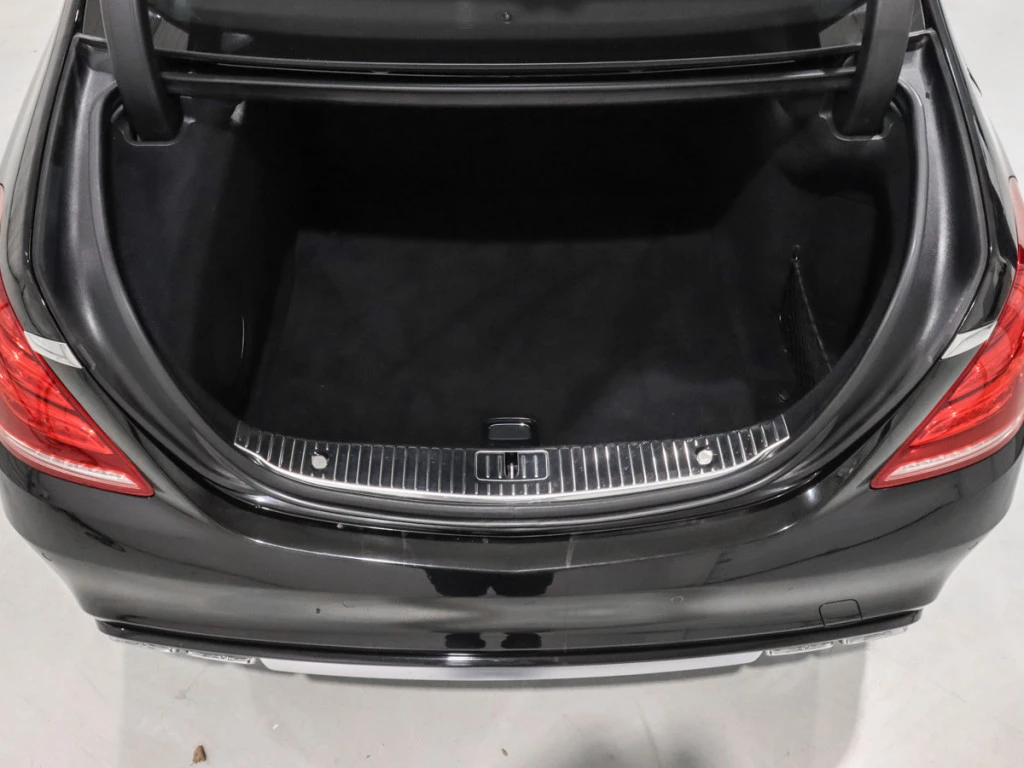 Mercedes-Benz S 63 AMG * CARFAX * БЕЗ ПЪРВОНАЧАЛНА ВНОСКА - изображение 9