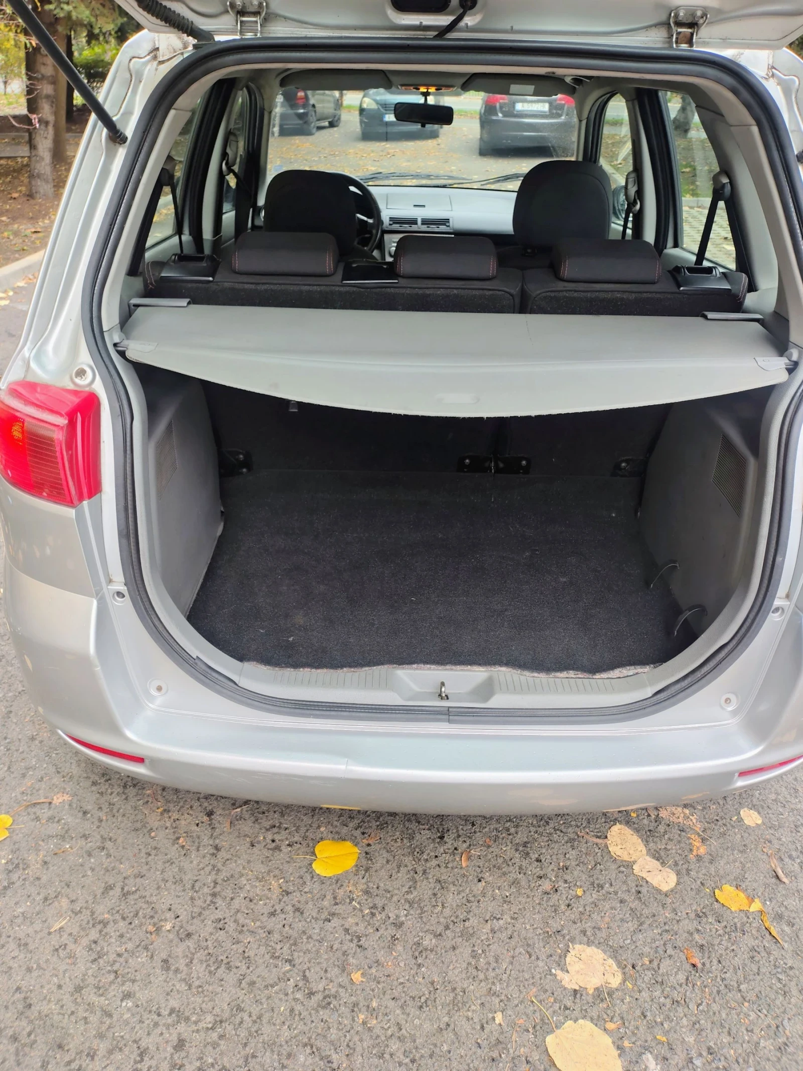 Mazda 2  - изображение 9