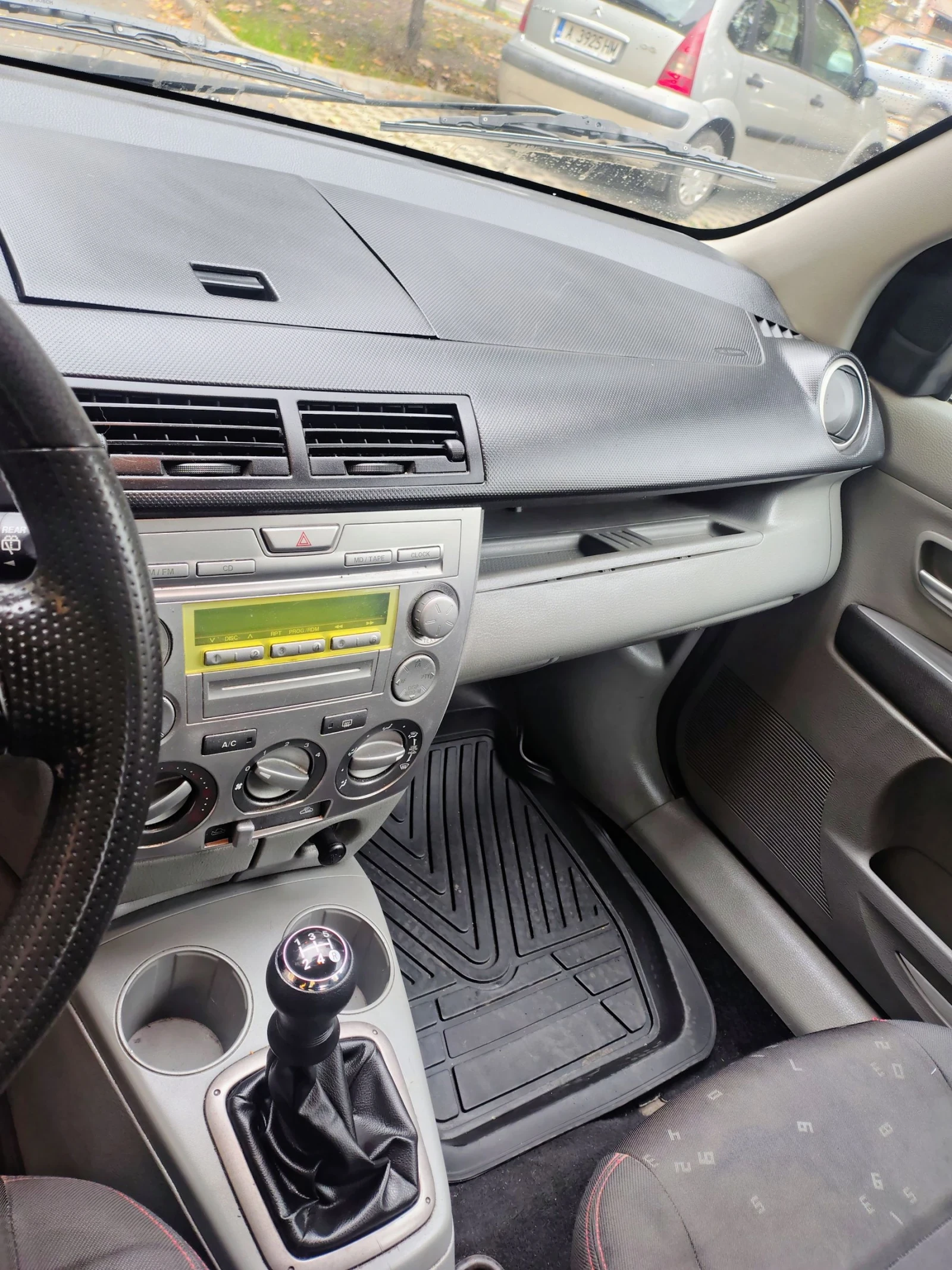 Mazda 2  - изображение 6