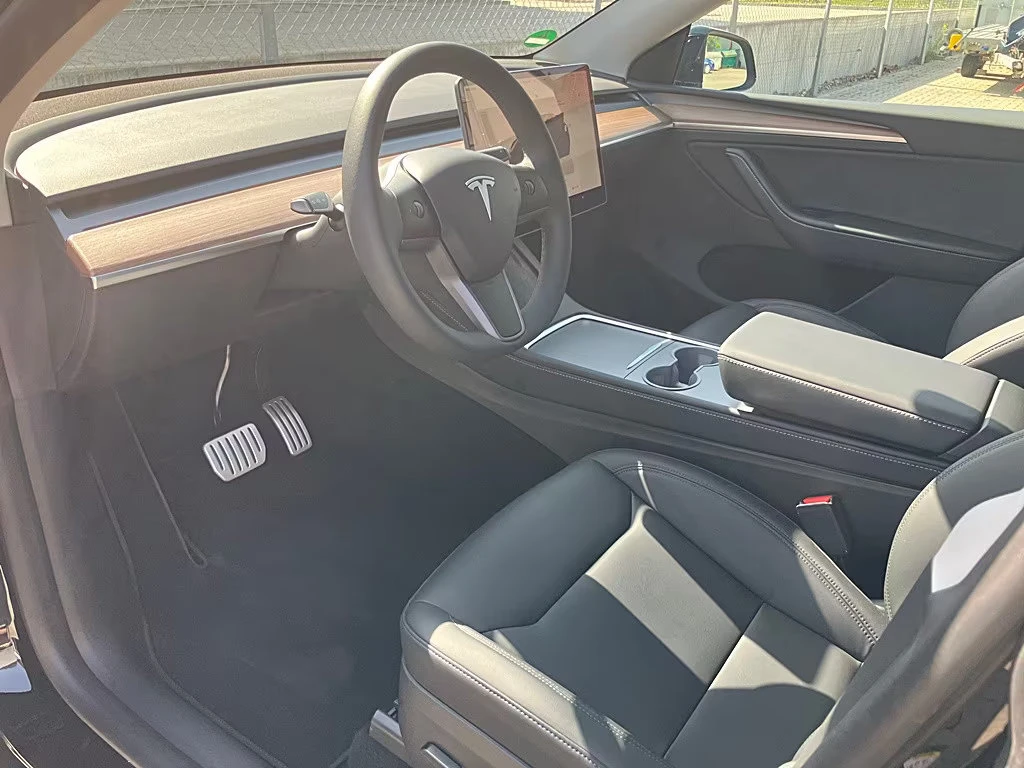 Tesla Model Y PERFORMANCE/534HP/AWD/PANO/360/LED/MEMO/HUD/652g - изображение 8
