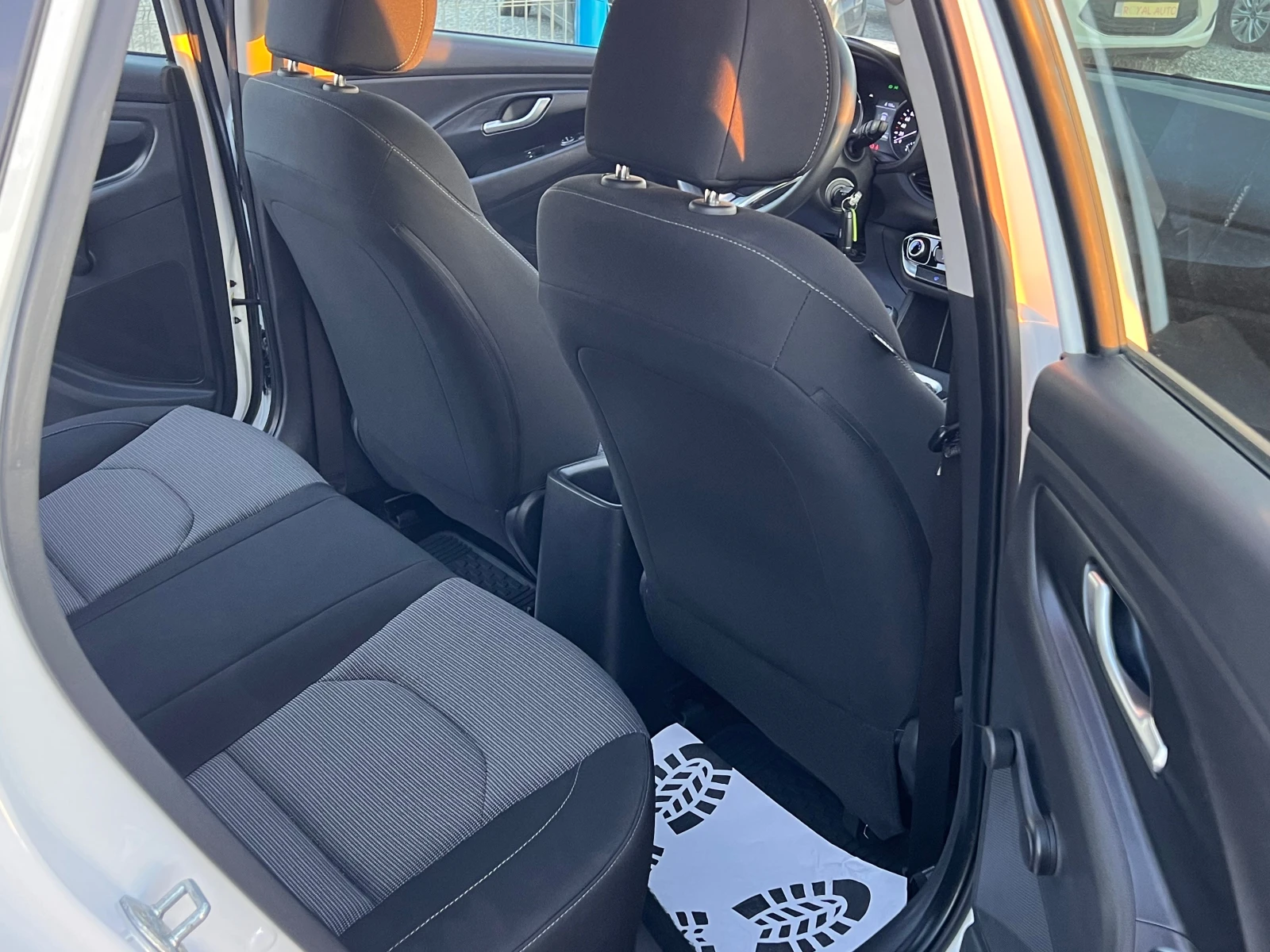 Hyundai I30 ������-�����-�����-���  | Mobile.bg � ����������� 10