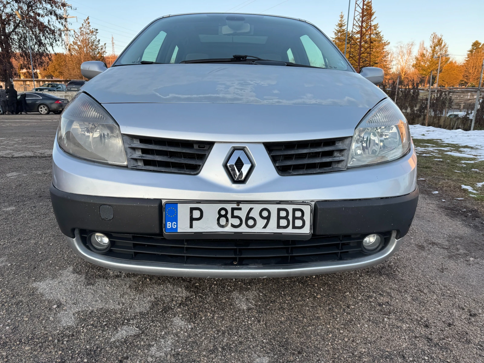 Renault Scenic 1.5 DCI - изображение 7