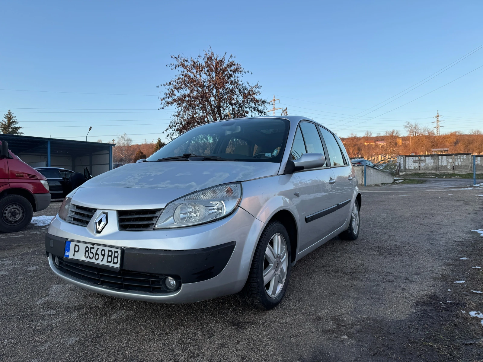 Renault Scenic 1.5 DCI - изображение 8