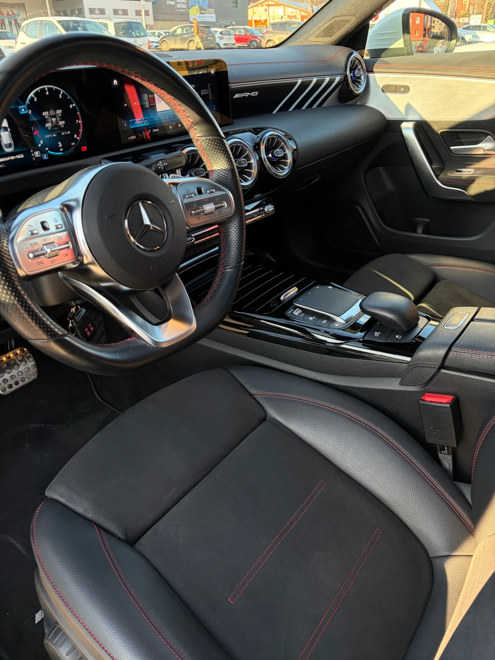 Mercedes-Benz CLA 350 AMG, снимка 8 - Автомобили и джипове - 53891533