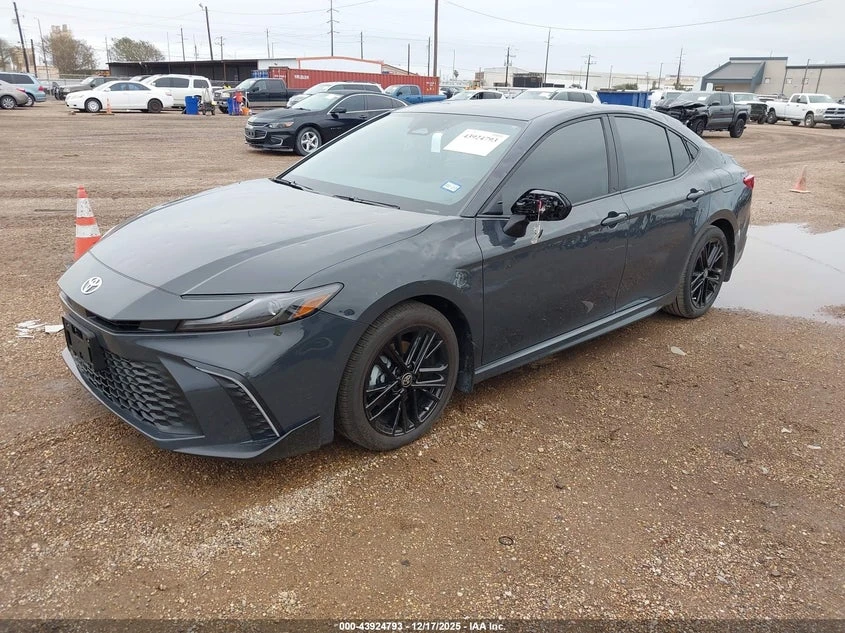 Toyota Camry 2.5l Se, снимка 2 - Автомобили и джипове - 54121595