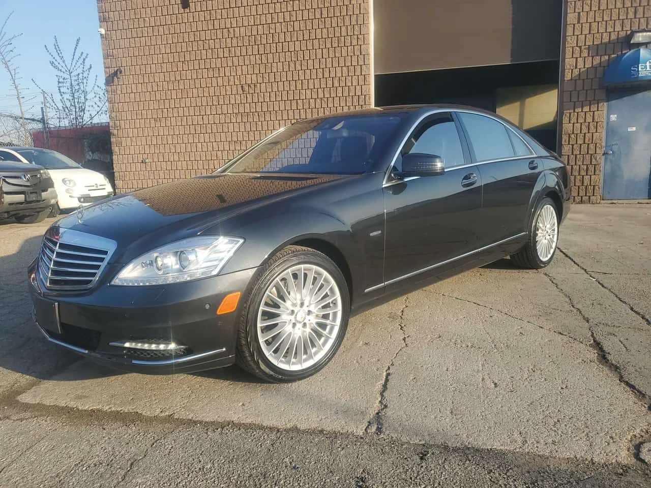 Mercedes-Benz S 550 * 4dr Sdn 4MATIC LWB * CARFAX * ЦЕНА ДО БГ