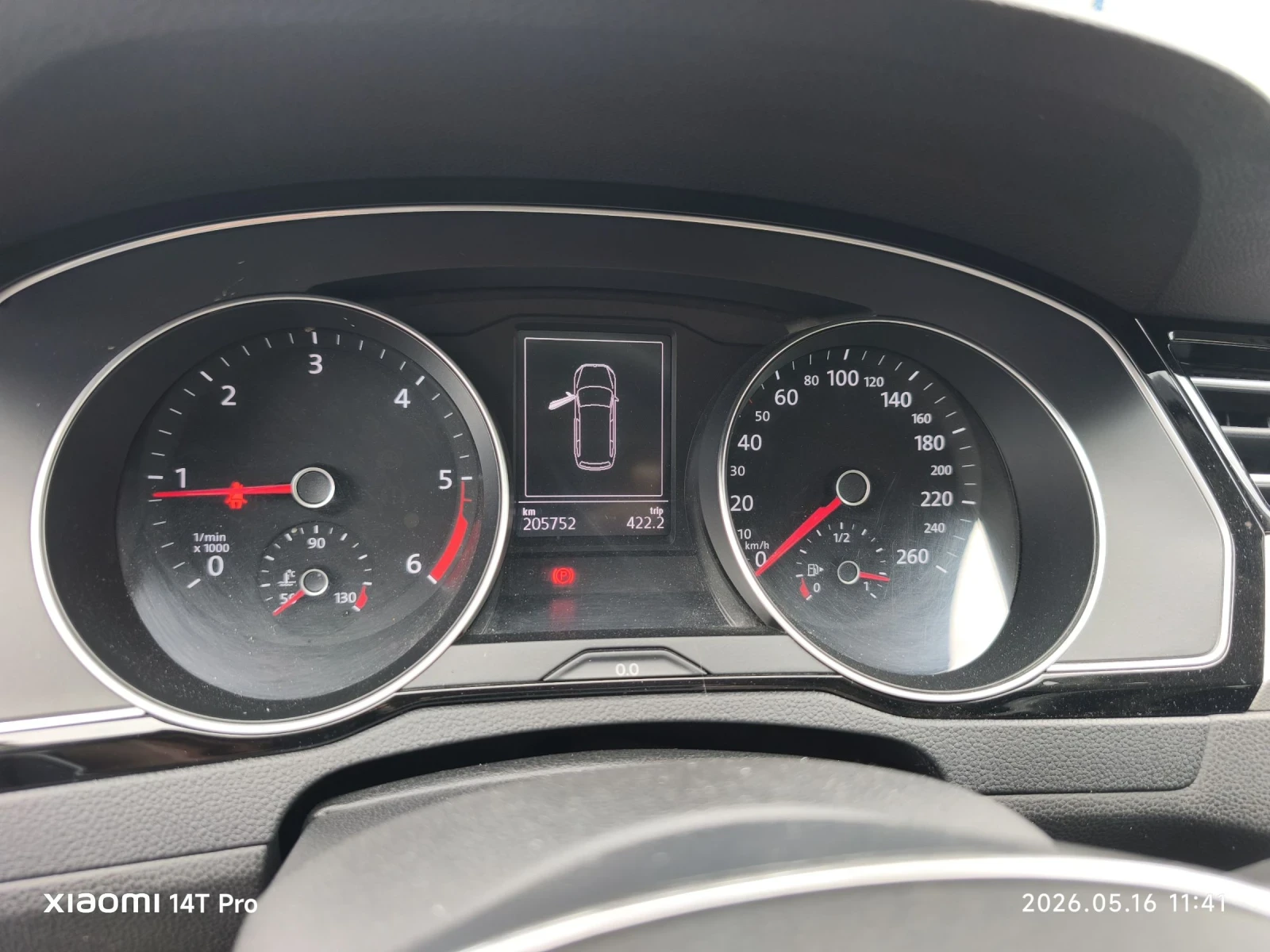 VW Passat B8, снимка 10 - Автомобили и джипове - 54572295