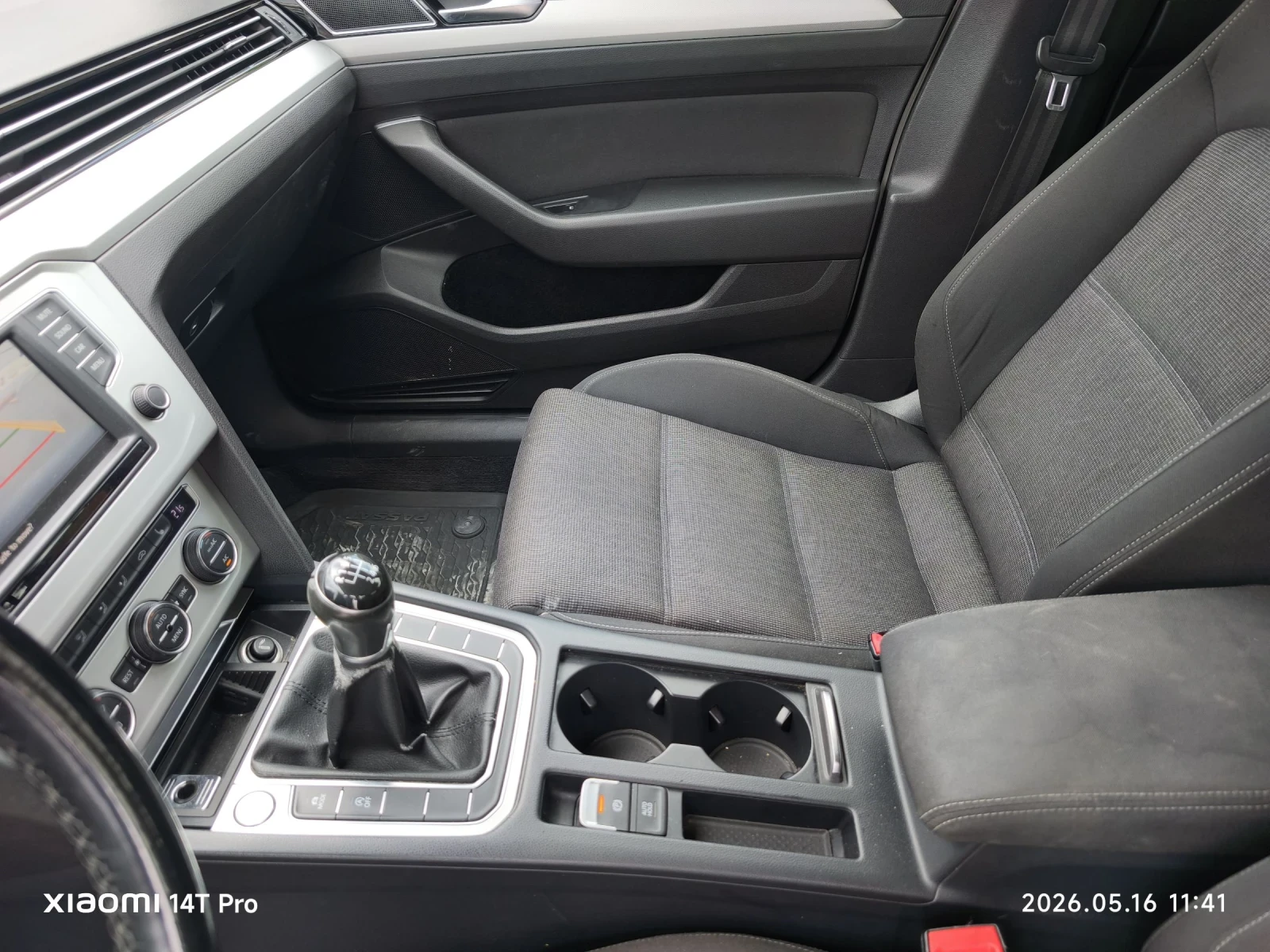 VW Passat B8, снимка 13 - Автомобили и джипове - 54572295