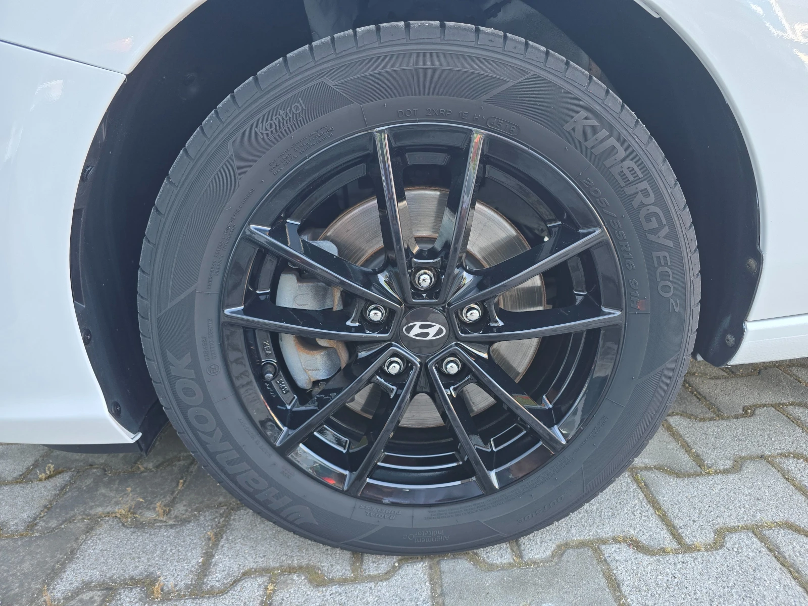 Hyundai I30 1.4 !! 105000km !!!!!!, снимка 8 - Автомобили и джипове - 54693126
